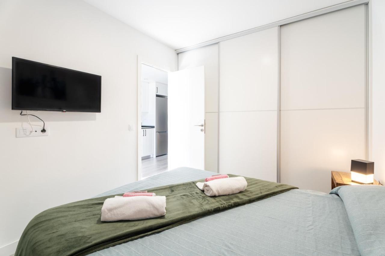 ארונה Las Rosas Sunset Apartment מראה חיצוני תמונה