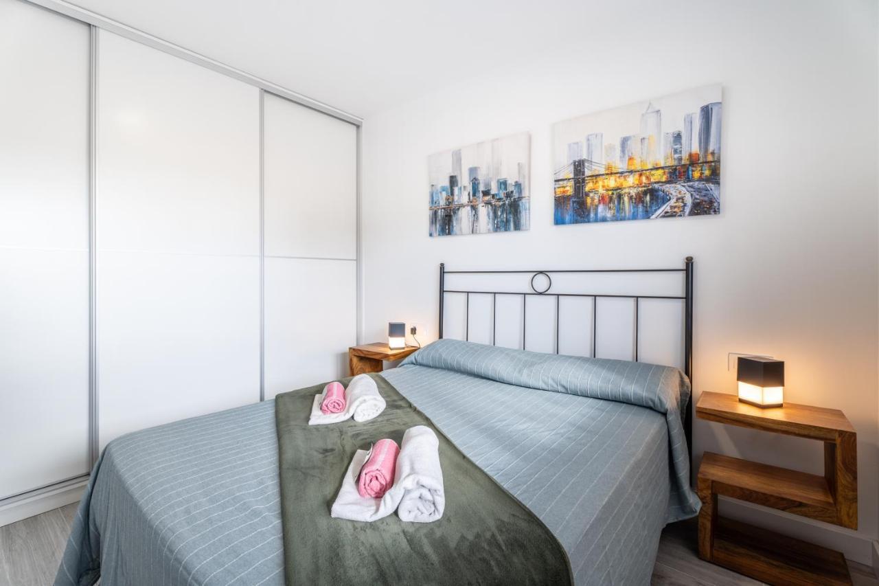 ארונה Las Rosas Sunset Apartment מראה חיצוני תמונה