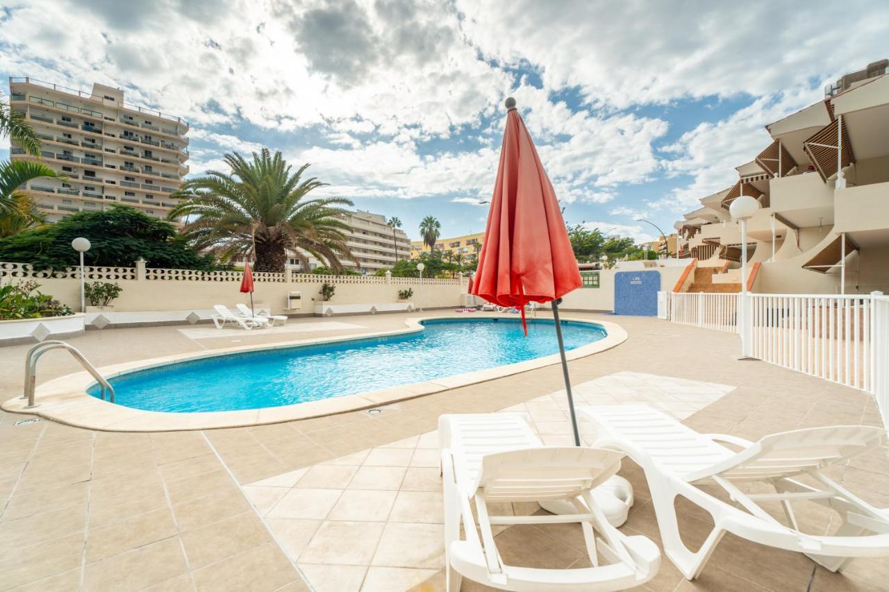 ארונה Las Rosas Sunset Apartment מראה חיצוני תמונה
