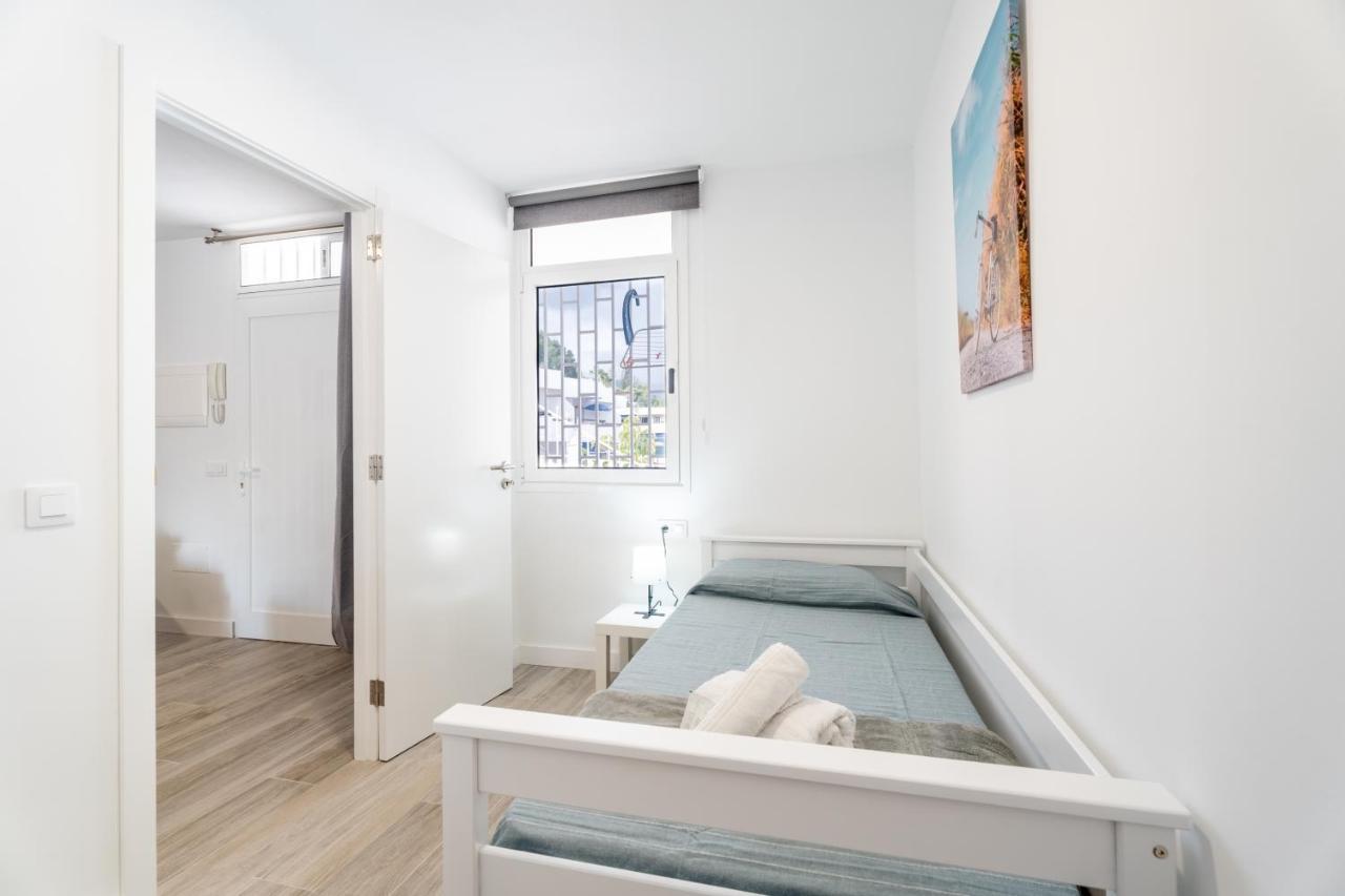 ארונה Las Rosas Sunset Apartment מראה חיצוני תמונה