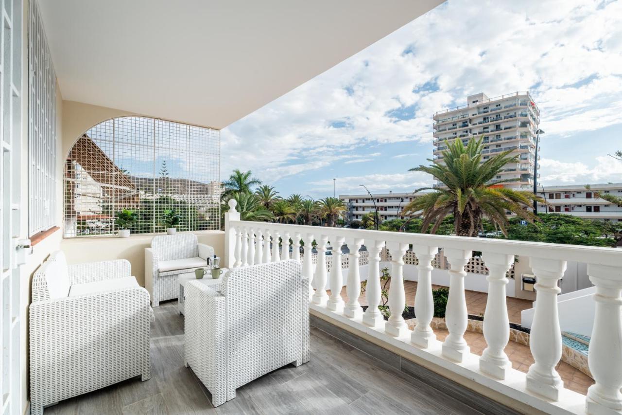 ארונה Las Rosas Sunset Apartment מראה חיצוני תמונה